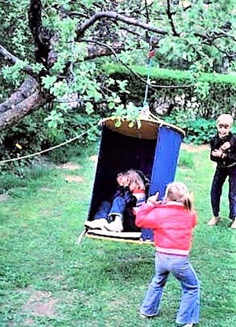 Lek ute — Petter och Sanna