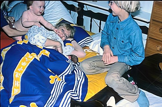 Vi fick en dotter, Kristina, 1977. Björn fick ST-tjänst i Östersund, så vi flyttade dit. Året efter, 1978, föddes Ingrid.